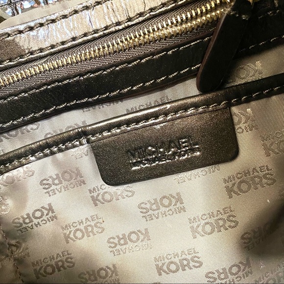 Michael Kors Purse‎ Peninsula Hobo Bag Dark Brown Croc Patent Leather - Picture 13 of 16